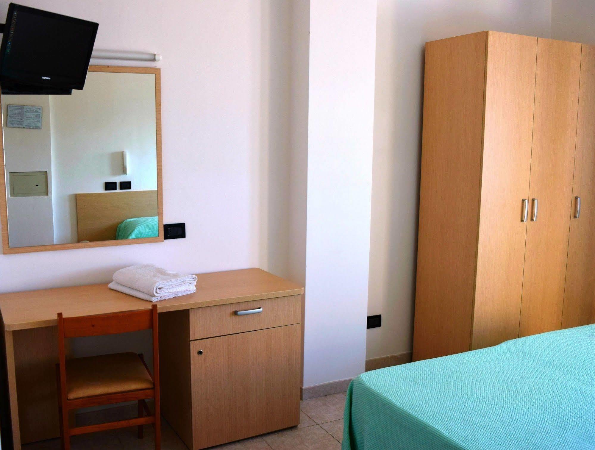 Hotel Atlantic Senigallia Exterior foto